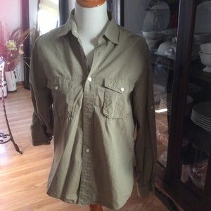 Gap Olive Green Men’s Dress Shirt Size Medium